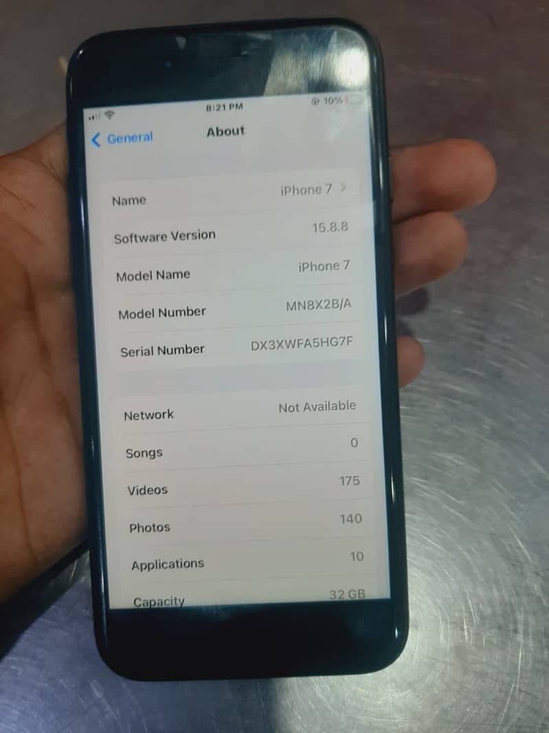 Apple iPhone 8 7