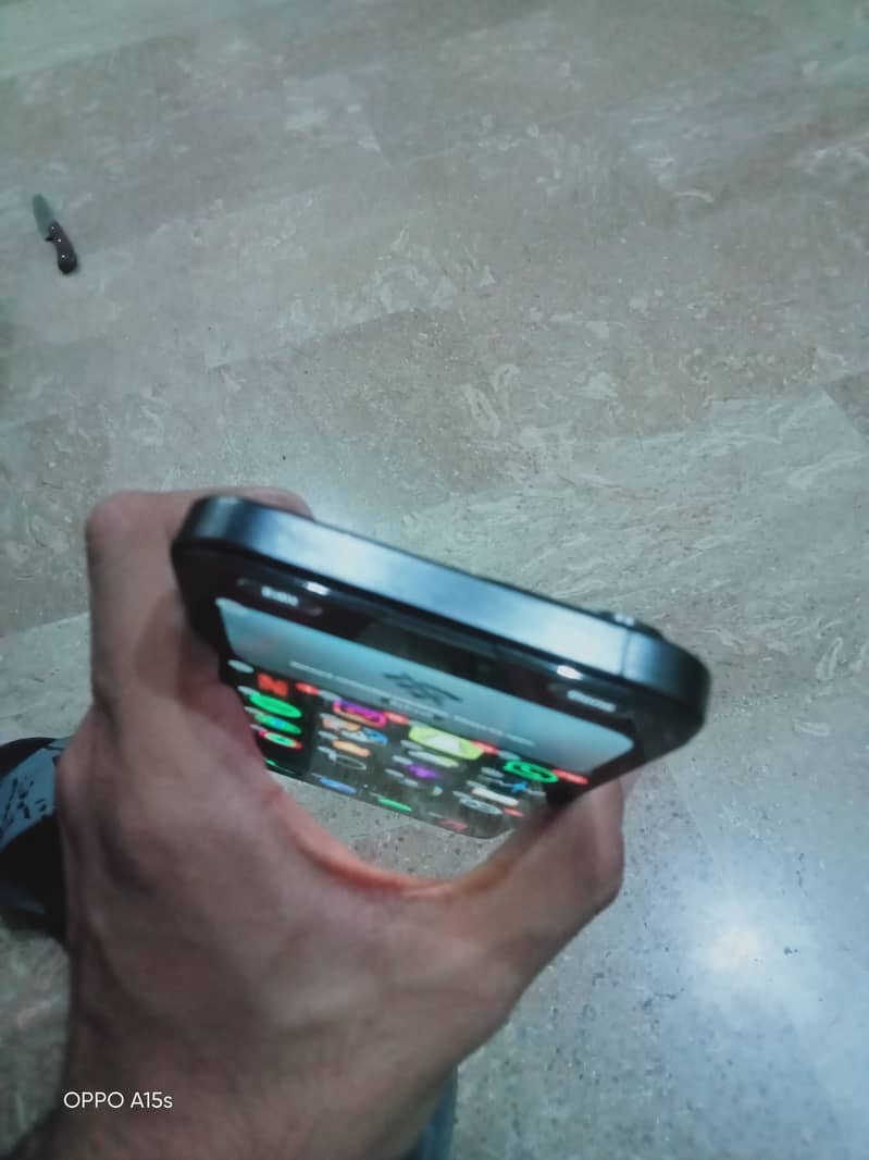Apple iPhone 15 Pro Max 7