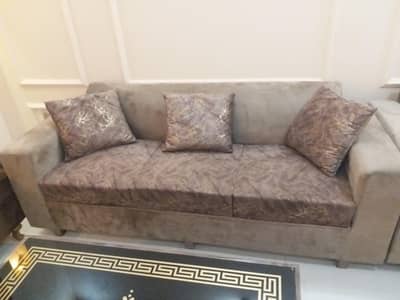 3-2-1 Sofa, Dewaan, Center Table, Sofa Cum Bed