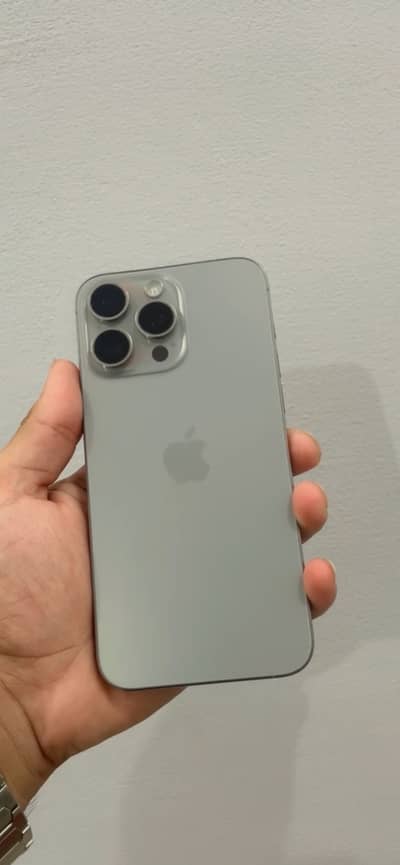 Apple iPhone 15 Pro Max