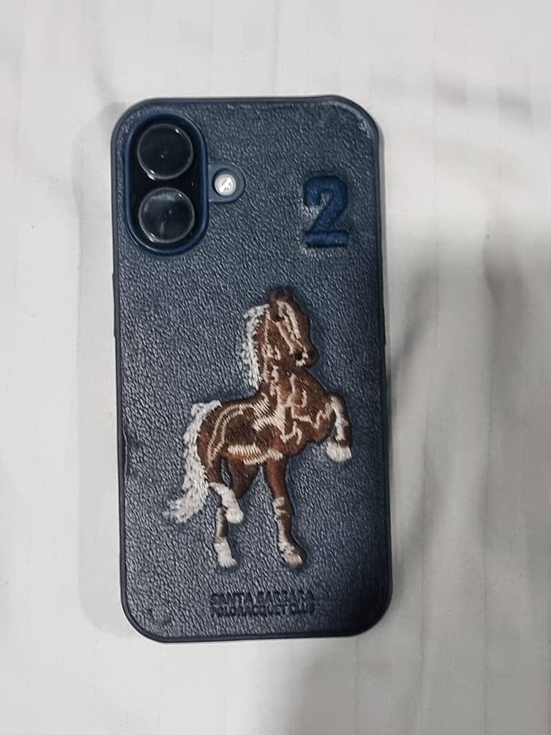 Apple iPhone 16 4