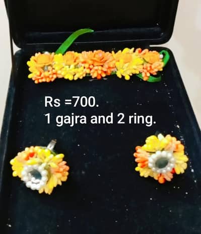 gajra with 2 rings