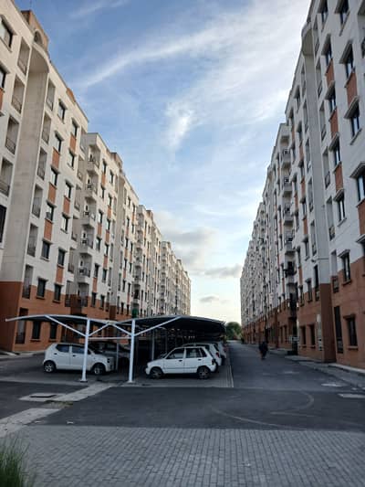 Pha I16 3bedroom apartment for sale with servant quarter