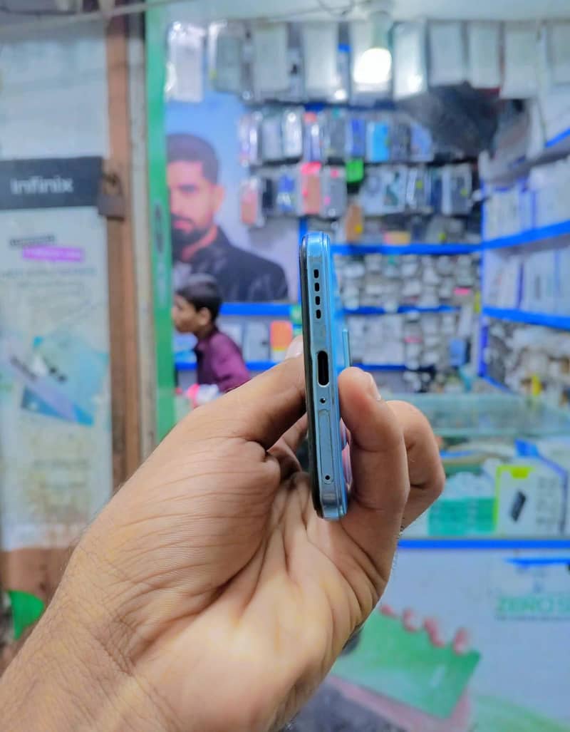 Vivo V23e 4