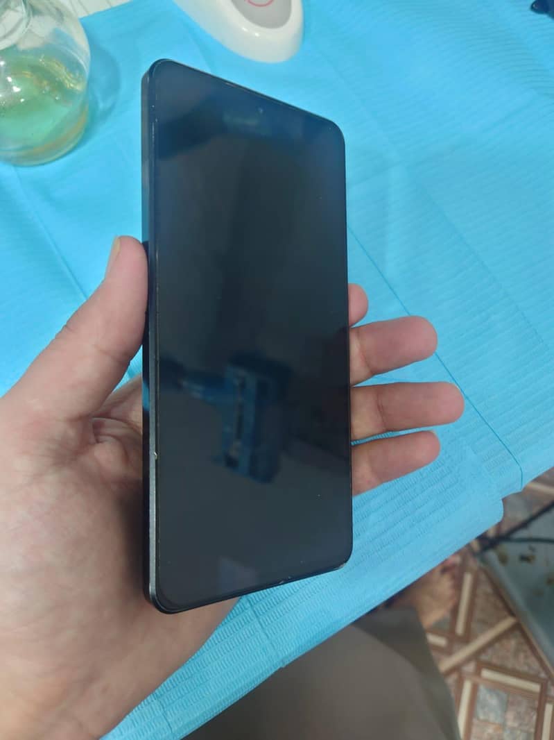 Sharp Aquos R7 3