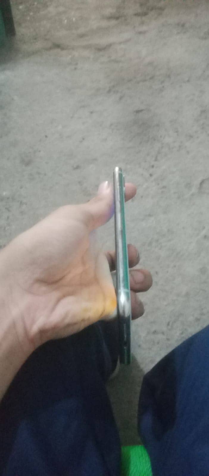 Apple iPhone X 4