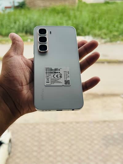 infinix Hot 60 pro 8+5 128