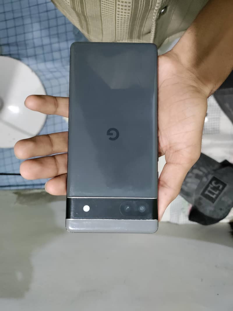 Google Pixel 6a 1