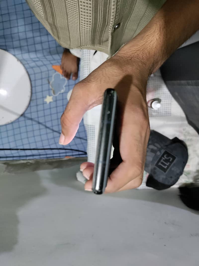 Google Pixel 6a 4