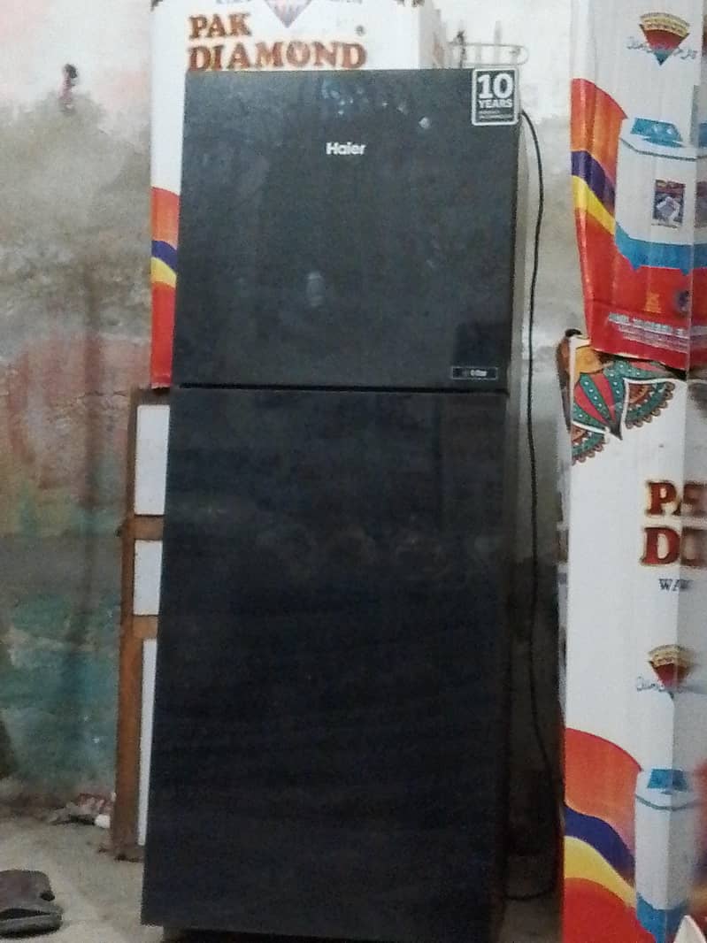 refrigerator 0