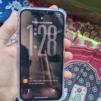 Apple iPhone 12