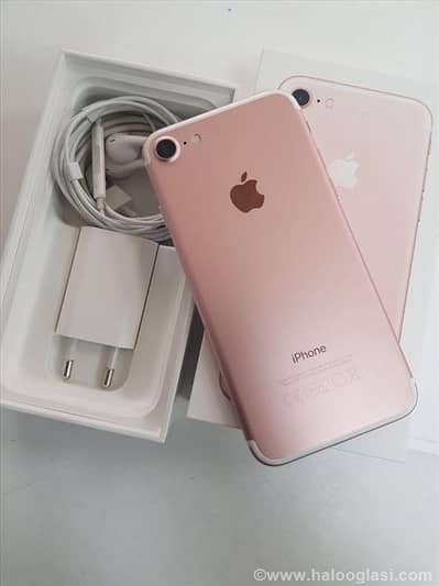 Apple iPhone 7 128GB full box Whatsapp no 03039430357