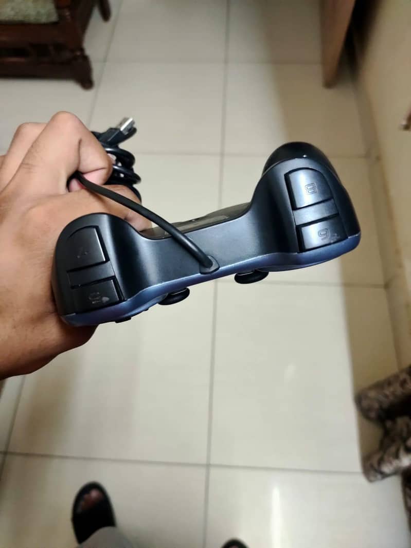 Rumble pad 2 controller 2
