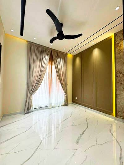 1 Bed Non-Furnished Apartment for Rent in Bahria Town Lahore