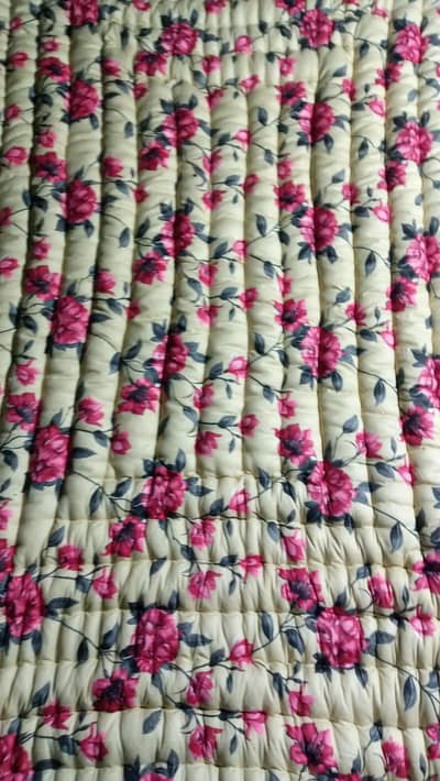 Hand made viky razai