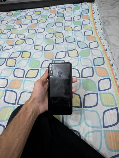 Infinix Hot 8