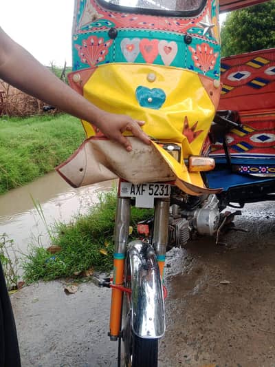 United rickshaw 2024 model condition 10 by 10
