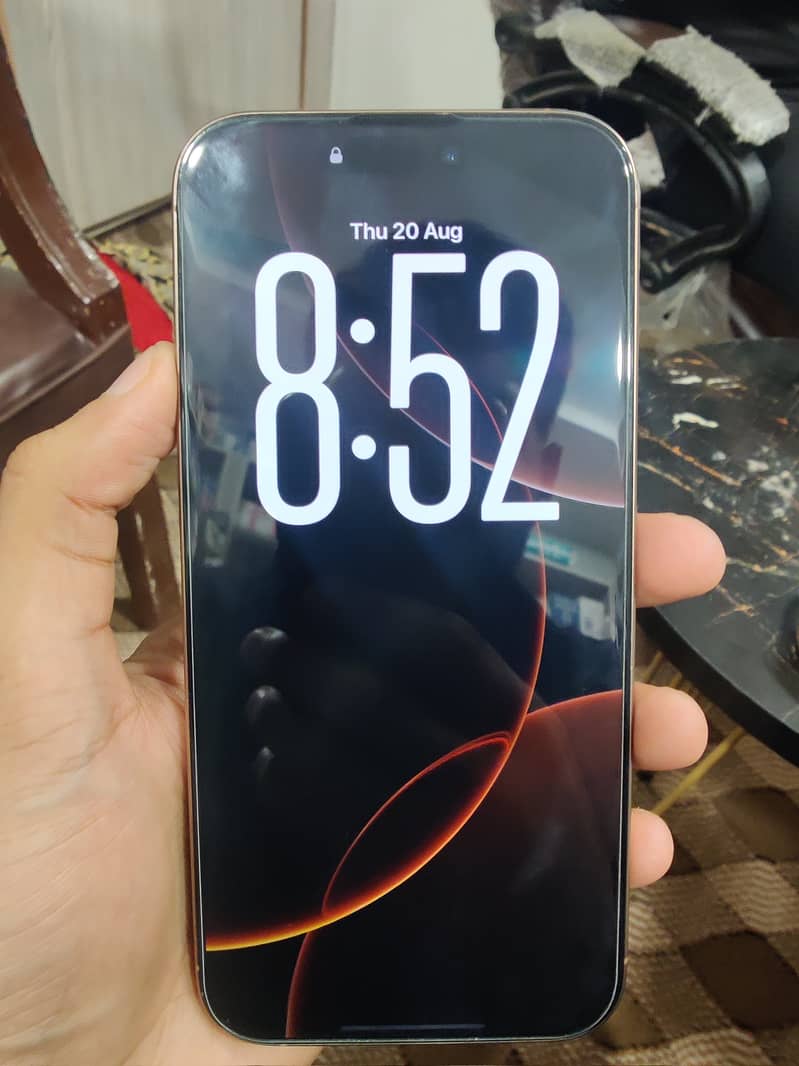 Apple iPhone 16 Pro Max 2