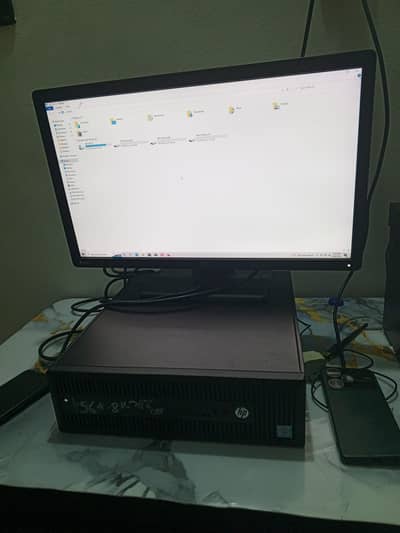 Computer (Monitor 24 inch+ CPU (8 GB Ram)+ 575 SSD