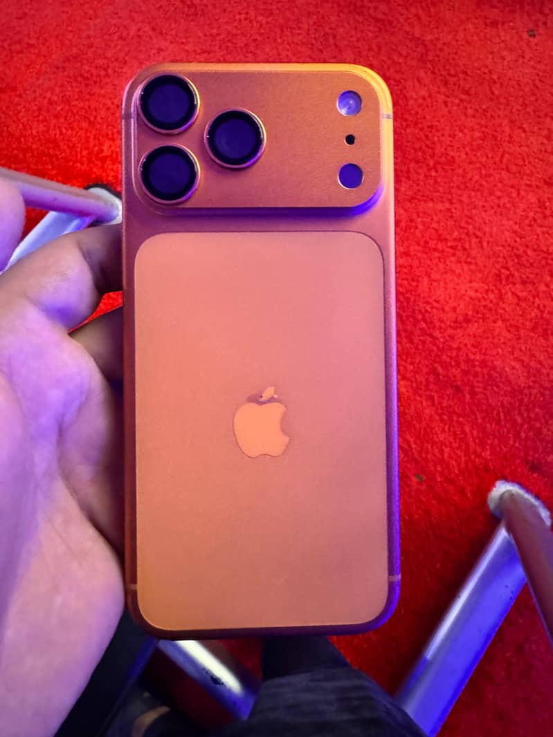 Apple iPhone 17 Pro Max 1