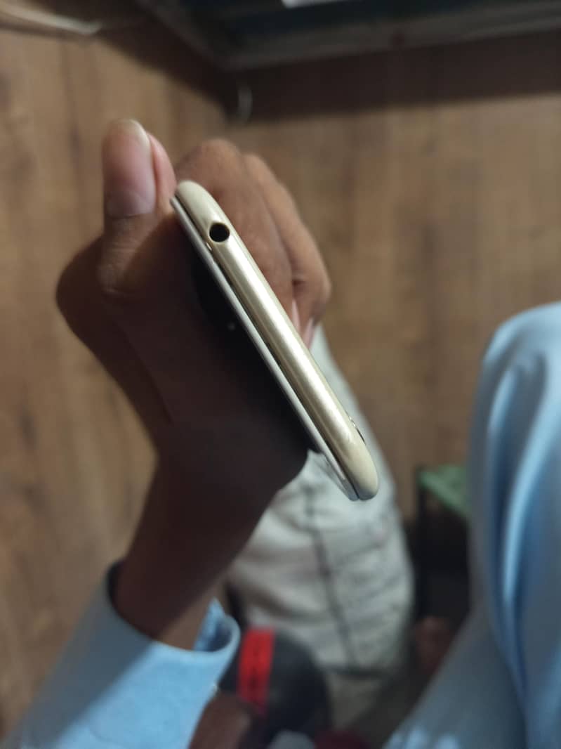 OPPO A71 3
