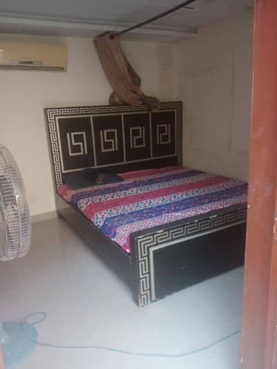 Main Cantt Furnished Bedroom Available For Rent Beautiful Location near Girja Chowk