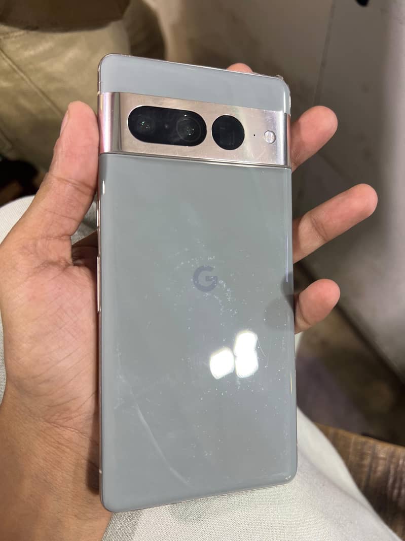 Google Pixel 7 Pro 2