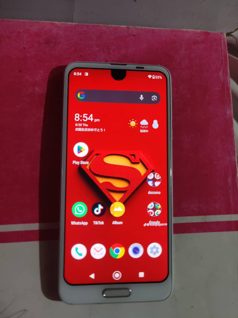 Sharp Aquos R2 10/10 condition 1
