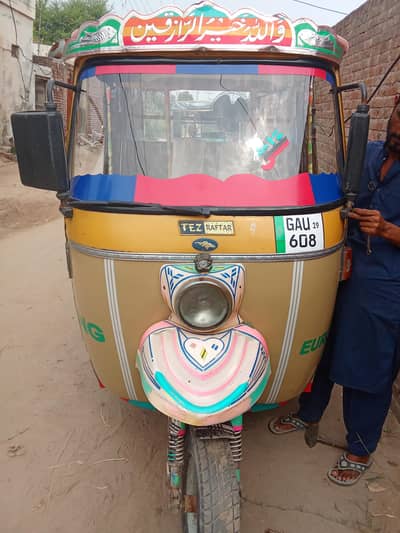 Tez Raftar auto Rickshaw
