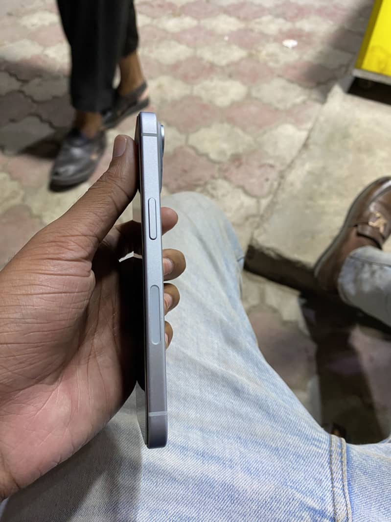 Apple iPhone 15 1