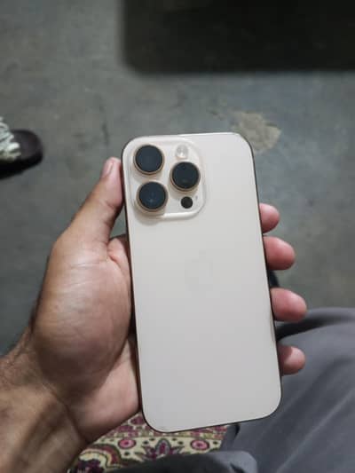 Apple iPhone 16 Pro
