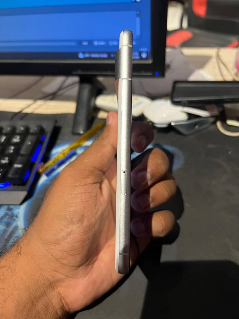Google Pixel 7 2
