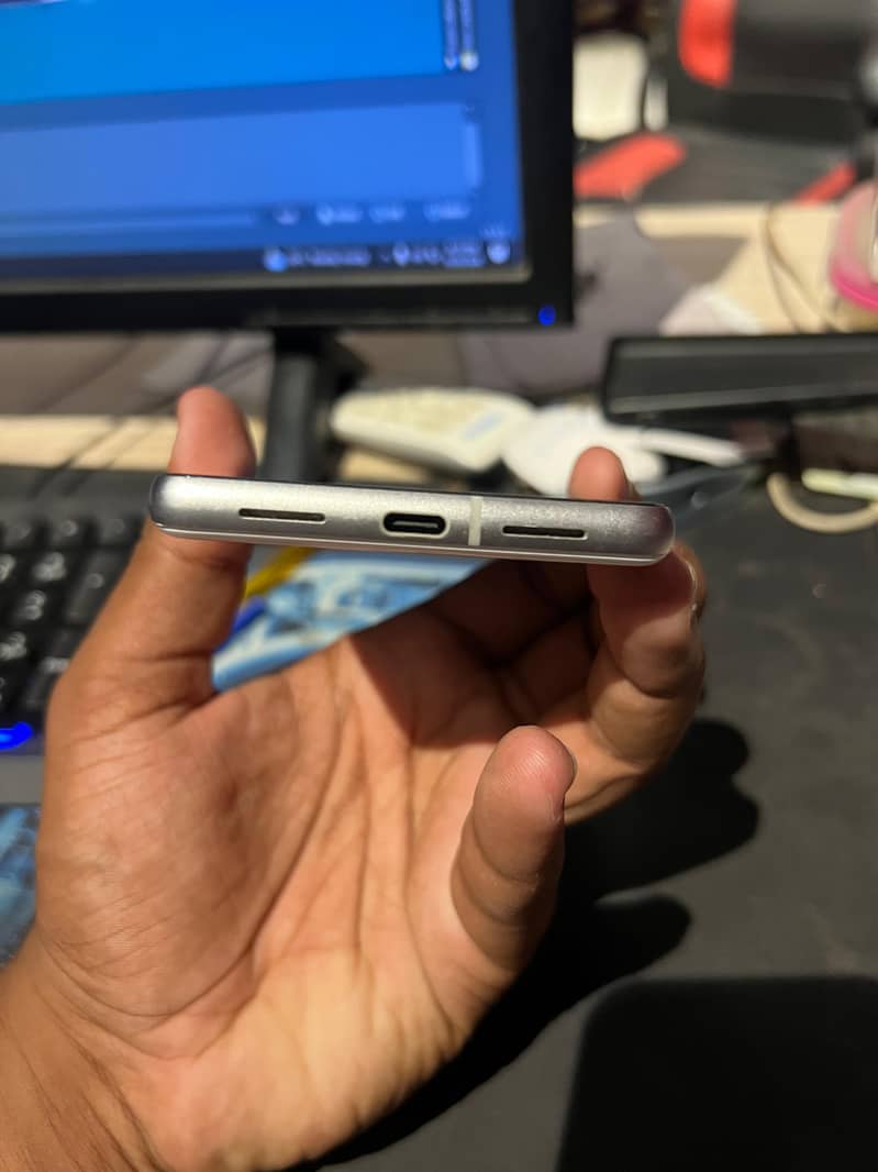 Google Pixel 7 3