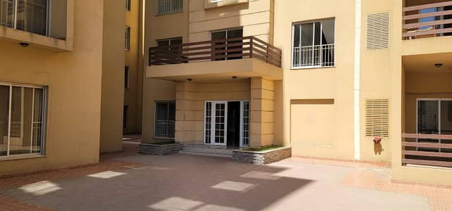 3600 Square Feet 04 Bedrooms Drawing Dining Front Of Masjid Bahria Apartment For Sale