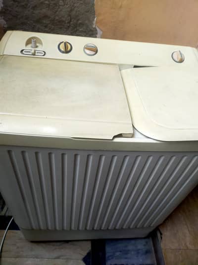 Haier twin -tub washing machine