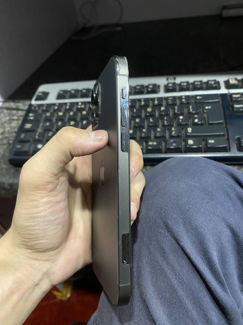 Apple iPhone 12 Pro 1