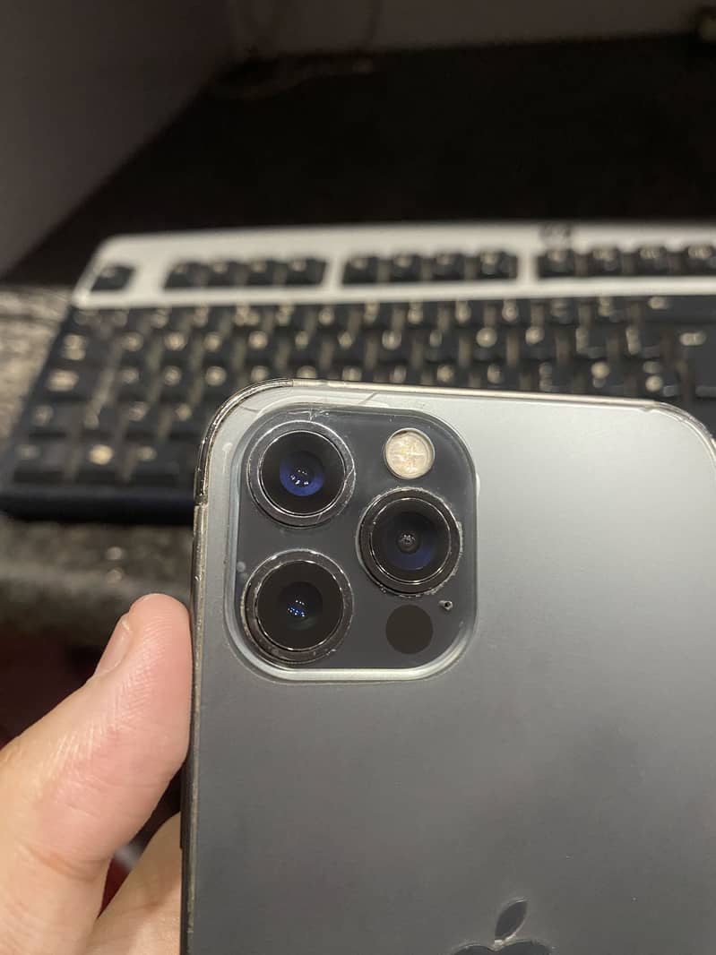 Apple iPhone 12 Pro 2