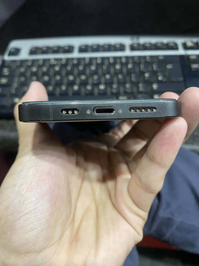 Apple iPhone 12 Pro 6