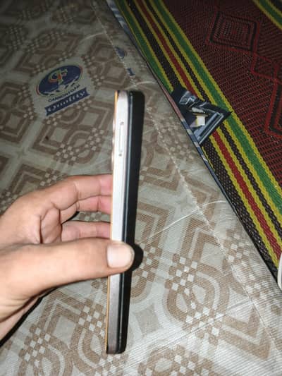 Infinix Hot 30i