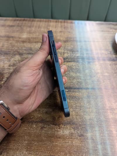 Apple iPhone 12 Pro