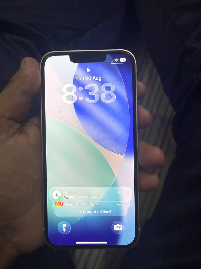 Apple iPhone 13 3