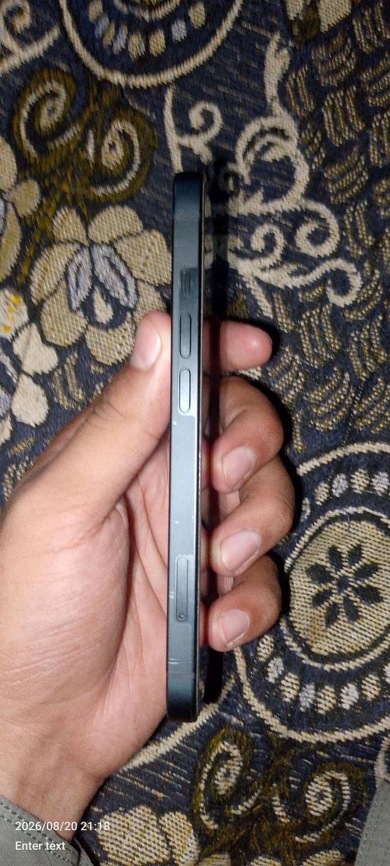 Apple iPhone 13 2