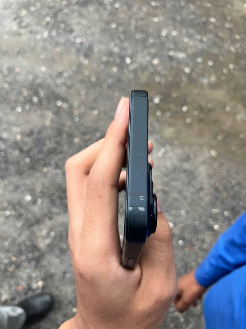 Apple iPhone 14 2