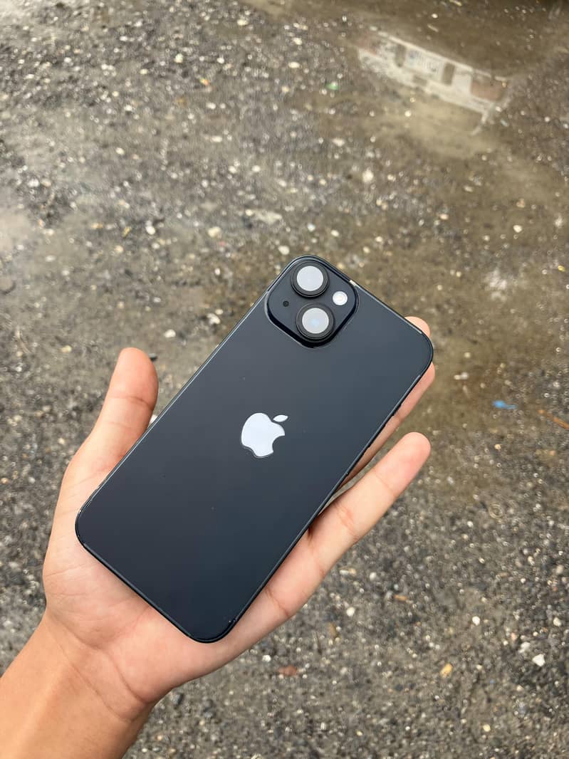Apple iPhone 14 4