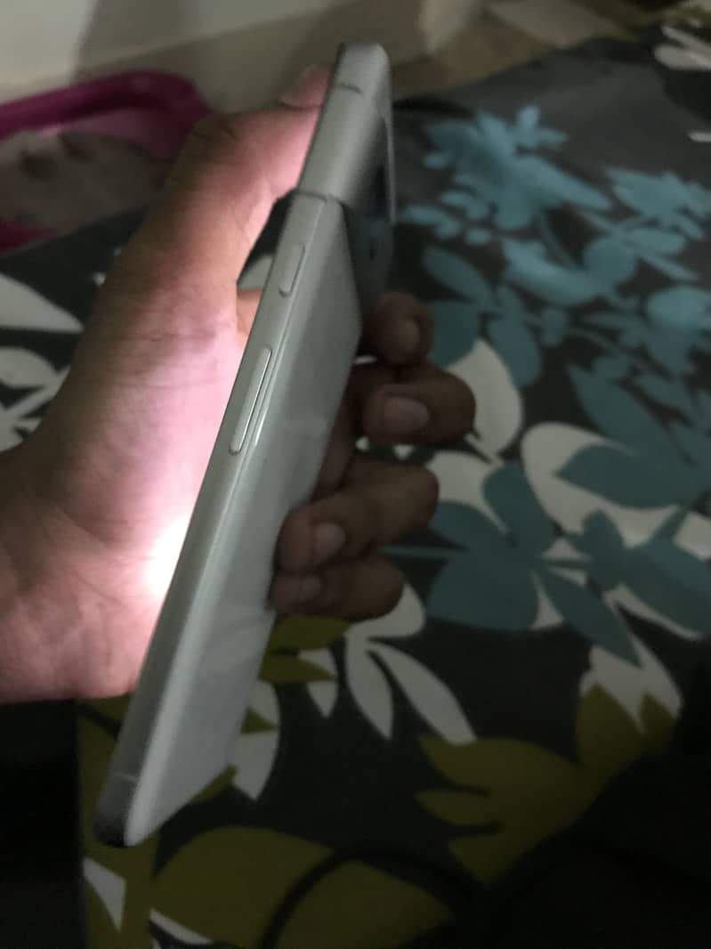 Google pixel 7 3