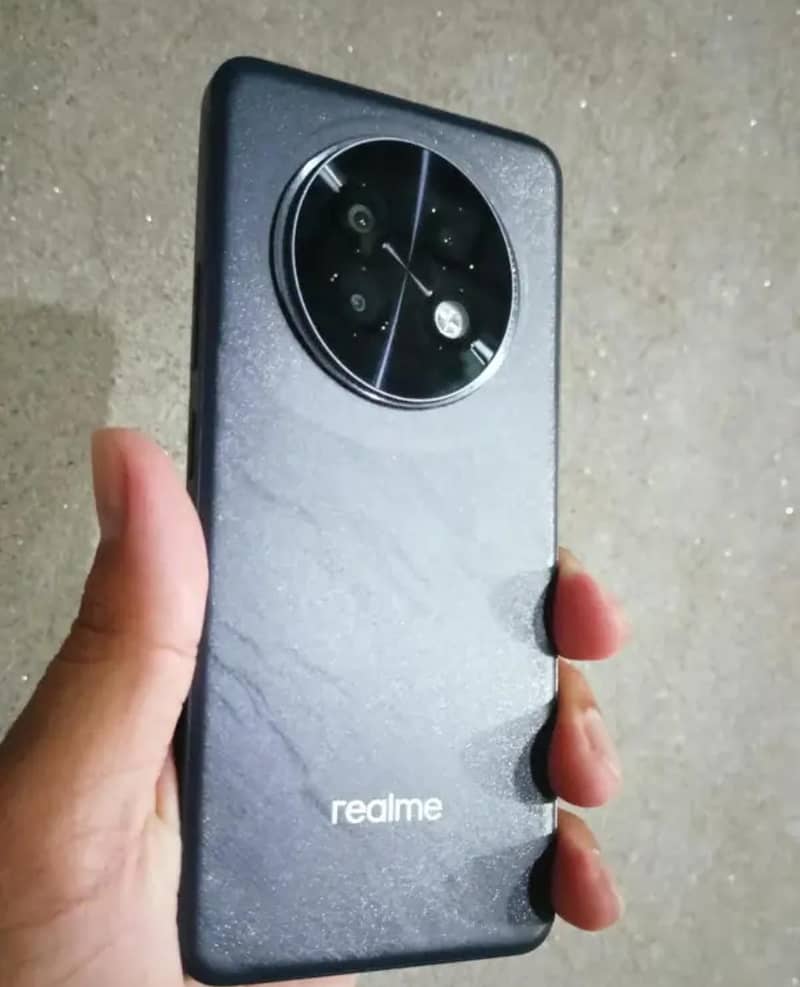 Realme 13 Plus 0
