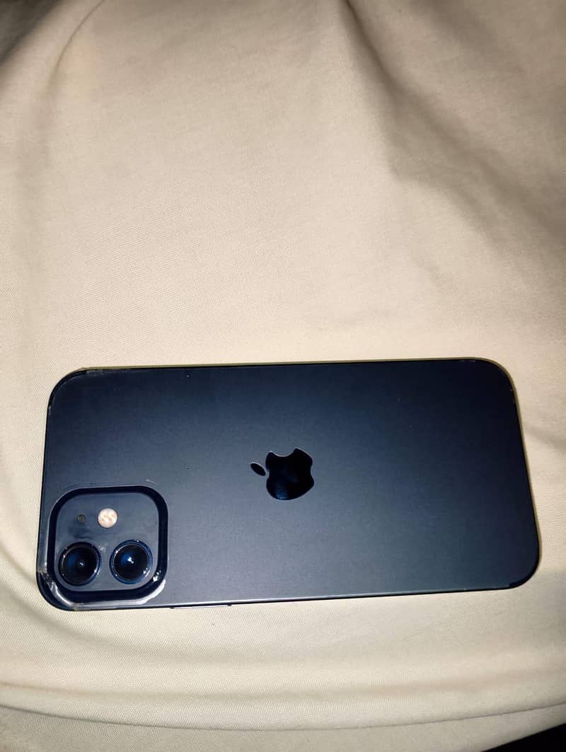 Apple iPhone 12 0