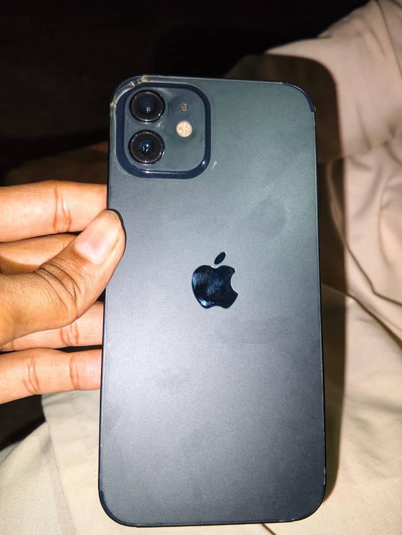 Apple iPhone 12 7