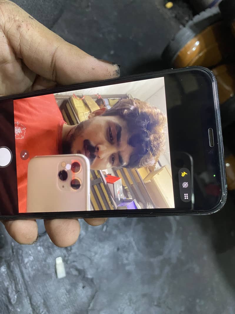 Apple iPhone 11 Pro Max 5