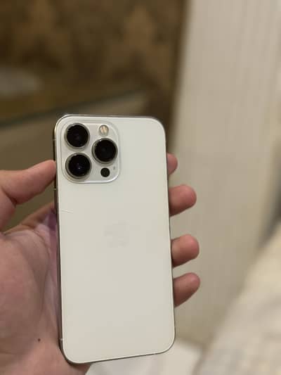 Apple iPhone 13 Pro